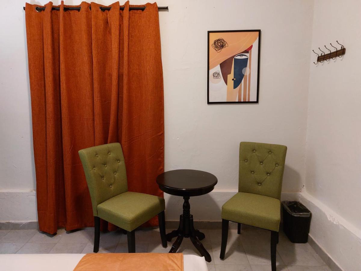 Hospedaje Los Lirios Chitre Ngoại thất bức ảnh