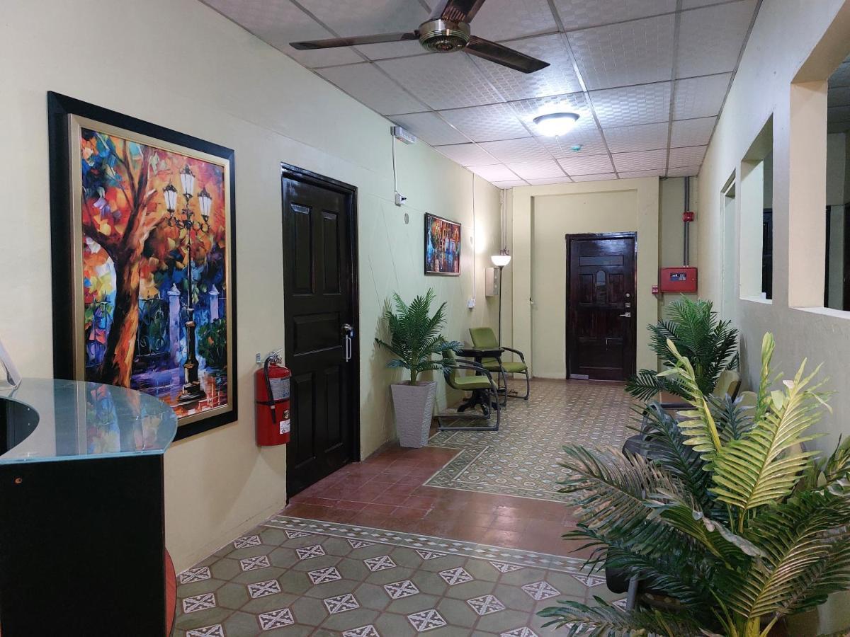 Hospedaje Los Lirios Chitre Ngoại thất bức ảnh